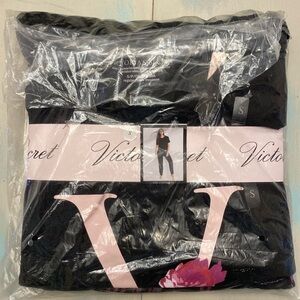 Victoria secret- two piece pajama set